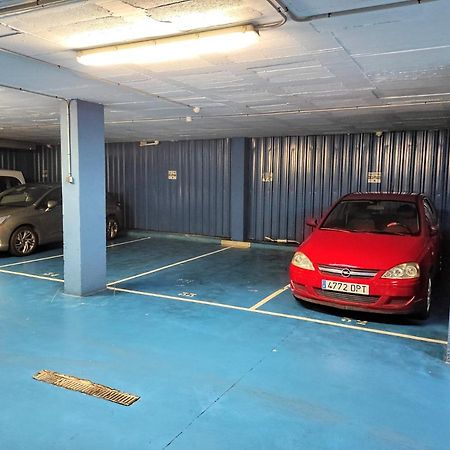 Manuela Nogales Apartments! Málaga Eksteriør billede