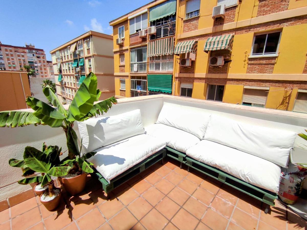 Manuela Nogales Apartments! Málaga Eksteriør billede