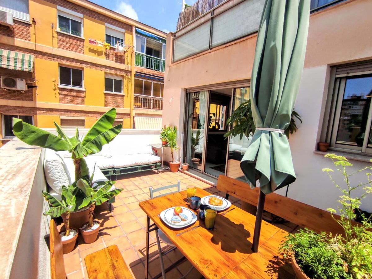 Manuela Nogales Apartments! Málaga Eksteriør billede
