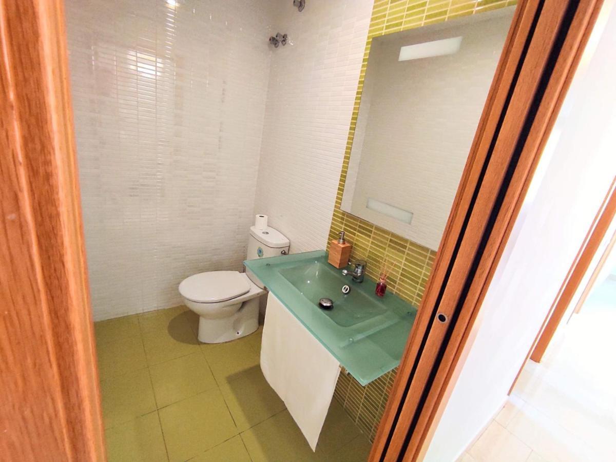 Manuela Nogales Apartments! Málaga Eksteriør billede