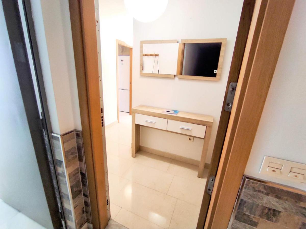 Manuela Nogales Apartments! Málaga Eksteriør billede