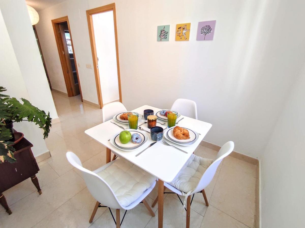 Manuela Nogales Apartments! Málaga Eksteriør billede